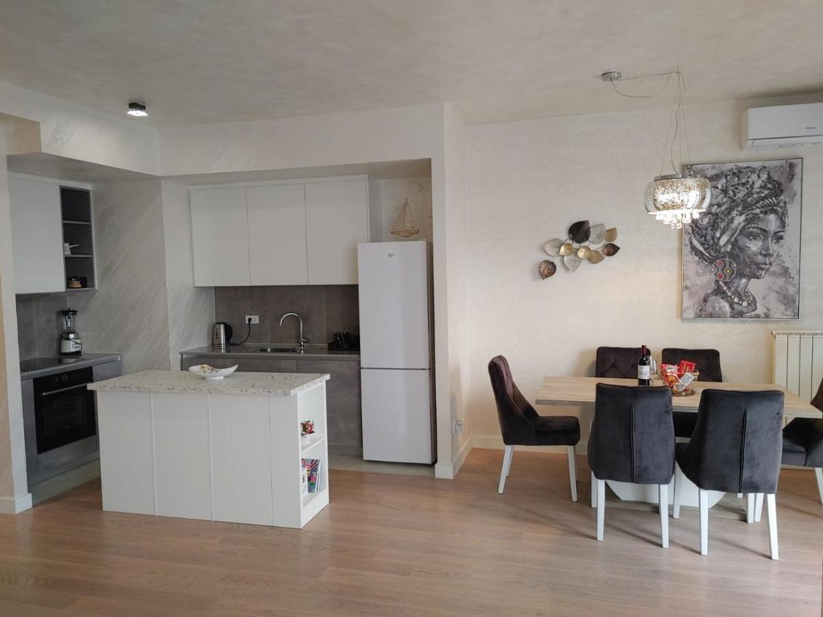Gigi Apartment Belgrad Exterior foto